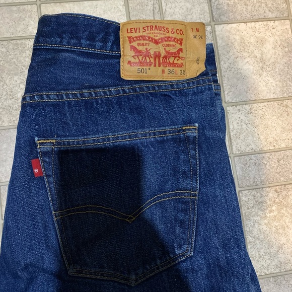 Vintage jeans Levis 501 - Picture 4 of 7